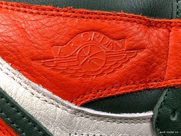 x AV3905-138 SoleFly High Retro OG Jordan 1 Fir-Team Air Sail Orange 0822